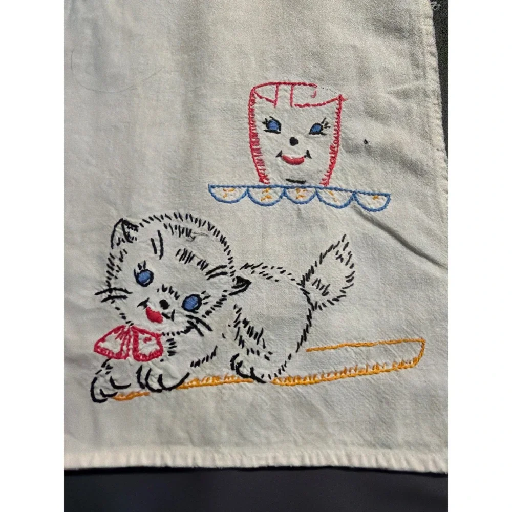 Vintage Hand Embroidered Flour Sack Kitchen Towel Kitten Milk White Cotton Retro